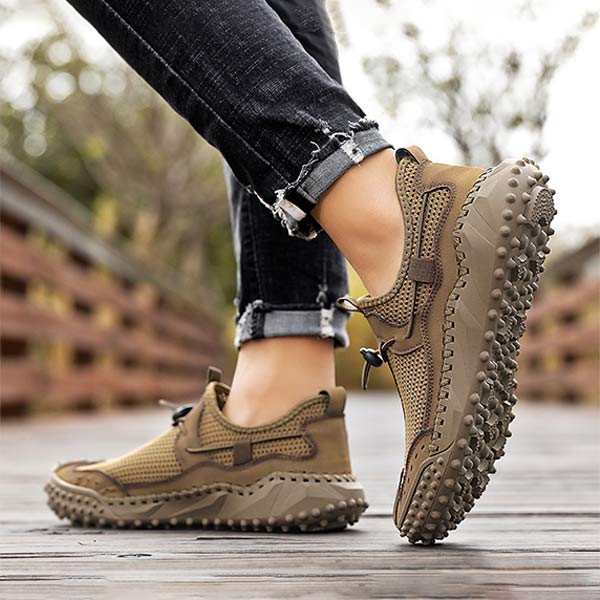 MEN'S MESH SLIP-ON HIKING SNEAKERS