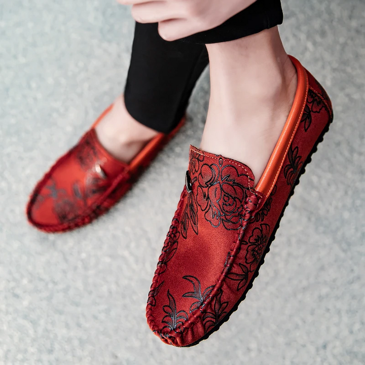 Mocasines florales de piel